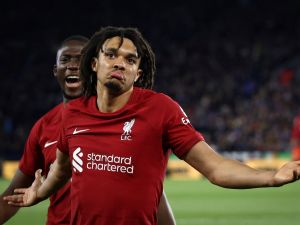 ليفربول يسحق ليستر سيتي (المصدر: أ ف ب)