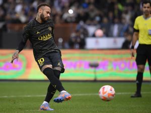 نيمار (Photo by FRANCK FIFE / AFP)