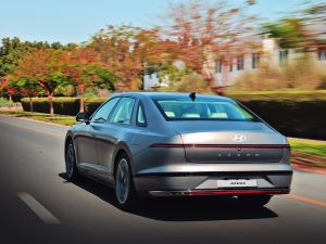 Hyundai Introduces the All-New Azera Flagship Sedan in The Middle East