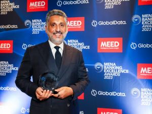 البحرين الإسلامي (BisB) ينال جائزة "أفضل مبادرة مصرفية رقمية" 