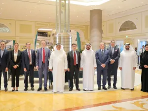 Ras Al Khaimah welcomes Canadian Ambassador for tour to strengthen relations with Emirate’s key enterprises