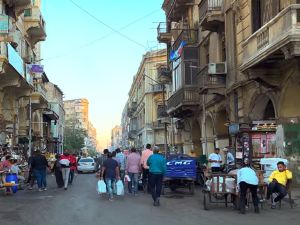 مشهد من احد شوارع القاهرة
