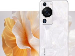 Super Moon Scene: HUAWEI P60 Pro Gives Super Powers to Photographers