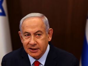 نتنياهو يرفض توصية قادته العسكريين بانهاء العدوان على غزة
