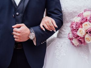 5 فوائد نفسية لتقدم النساء بطلب الزواج من الرجال