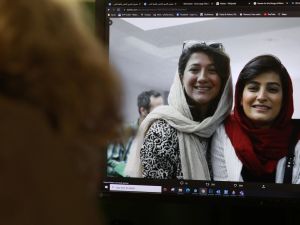 Niloufar Hamedi and Elaheh Mohammadi