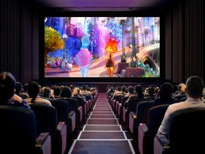 سامسونج تتيح مشاهدة فيلم "Elemental" من ديزني و بيكسار بدقة 4K HDR على شاشات  Samsung Onyx Cinema LED