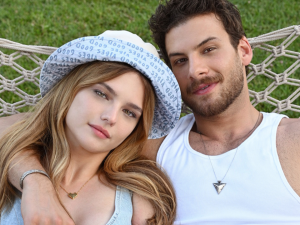 The series is directed by Doğa Can Anafarta 