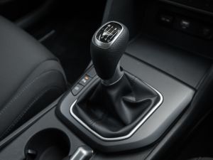 Manual transmission in electric cars: adding thrill and control to the driving experience