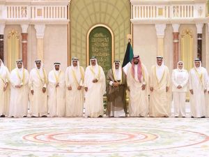 عول على الحكومة الجديدة إنهاء الأزمة السياسية التي بدأت منذ 2020