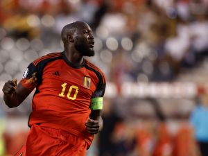 Belgium's forward Romelu Lukaku scores the team's first goal during the UEFA Euro 2024 group F qualification football match between Belgium and Austria at the King Baudouin Stadium in Brussels, on June 17, 2023. (Photo by KENZO TRIBOUILLARD / AFP)