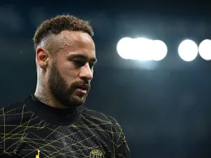 Paris Saint-Germain's Brazilian forward Neymar reacts during the French L1 football match between Paris Saint-Germain (PSG) and Stade de Reims at the Parc des Princes stadium in Paris on January 29, 2023. (Photo by Anne-Christine POUJOULAT / AFP)