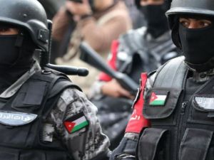 عناصر من قوات الدرك الأردنية