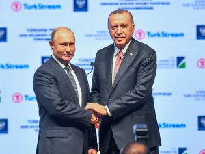 Erdogan supports Putin 
