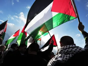 الجيش اطلق النار على الابن ووالده في قرية النبي صالح،