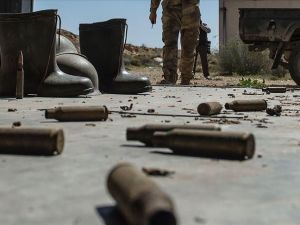 غياب الأمن وانتشار السلاح والفوضى في بعض المناطق بسوريا