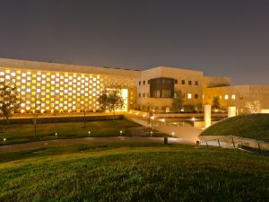 طلاب جامعة جورجتاون في مؤسسة قطر يجرون أول بحث إثنوغرافي عن مطار حمد