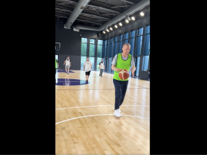 Erdogan playing Basketball