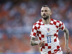 Croatia's midfielder Marcelo Brozovic runs off the ball during the UEFA Nations League semi final football match between The Netherlands and Croatia at the De Kuip Stadium in Rotterdam on June 14, 2023. (Photo by KENZO TRIBOUILLARD / AFP)