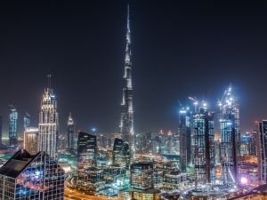 ما تفسير رؤية مدينة دبي في الحلم؟