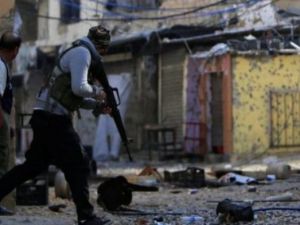 اشتباكات عنيفة في مخيم عين الحلوة