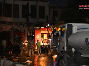 حريق ضخم في شارع الثورة بحي العمارة