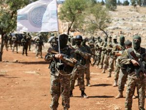 عناصر من هيئة "تحرير الشام" 