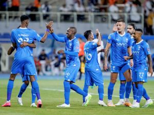 الهلال إلى النهائي (Photo by AFP)