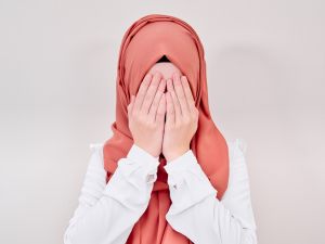 كلام مؤثر عن وفاة الأخت 
