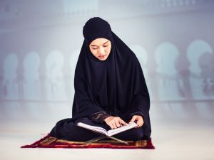 هل غازات المهبل تبطل الصلاة؟