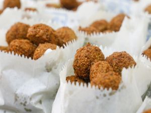 ما تفسير الحلم بتناول كرات الفلافل في المنام؟