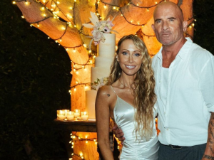  Cyrus posted a series of snaps of the wedding