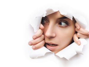 كيف تتعامل مع الأقارب المزيفين؟ 