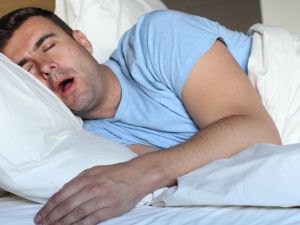أسباب سيل اللعاب أثناء النوم