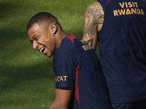 Paris Saint-Germain's French forward Kylian Mbappe reacts as he takes part in a training session at the new "campus" of French L1 Paris Saint-Germain (PSG) football club at Poissy, some 30kms west of Paris on July 20, 2023, ahead of the club's Japan tour. (Photo by JULIEN DE ROSA / AFP)