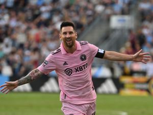 Inter Miami's Argentine forward #10 Lionel Messi celebrates scoring during the CONCACAF Leagues Cup semifinal football match between Inter Miami and Philadelphia Union at Subaru Park Stadium in Chester, Pennsylvania, on August 15, 2023. (Photo by ANGELA WEISS / AFP)