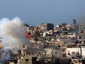 سبعة قتلى مع تجدد المعارك العنيفة في مخيم عين الحلوة