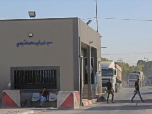 إسرائيل تغلق معبر كرم أبو سالم