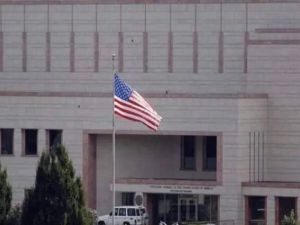 لبنان: عامل دليفري يعترف باطلاقه النار على السفارة الاميركية بسبب "اهانة"