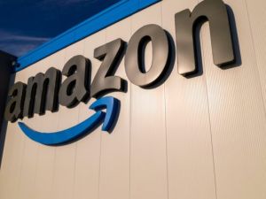 Amazon shareholders take legal action against spaceX exclusion from project kuiper