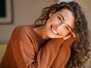 هل تعاني المرأة الذكية من سوء الحظ في الحب؟