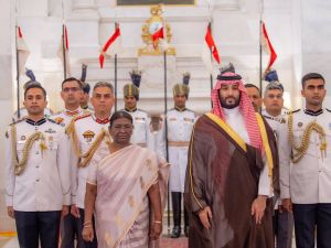 Saudi-Indian officials
