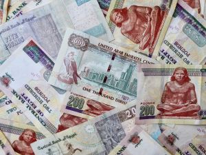 UAE-Egyptian currencies