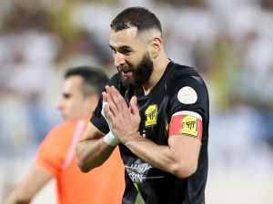 Ittihad's French forward #09 Karim Benzema gestures during the Saudi Pro League football match between Al-Ittihad and Al-Akhdoud at Prince Hathloul bin Abdulaziz Stadium in Najran on September 14, 2023. (Photo by AFP)