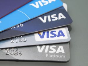 تعاون يجمع Visa و YellowPepperو ABHI لتوفير خدمة الدفع من حساب إلى حساب في دولة الإمارات 