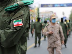 غارات اميركية على مواقع ايرانية