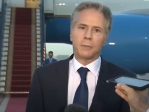 بلينكن يبلغ قطر انزعاجه من تغطية "الجزيرة" لحرب غزة