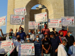  بلينكن اتصل مع وزراء خارجية دول عربية لمد يحددها "كي يسمع منهم إدانة عملية حركة حماس 