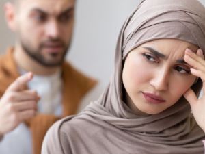تفسير حلم الطلاق للمتزوجة والبكاء