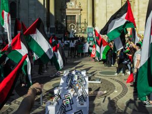 دعاء لأبي الشهيد في غزة